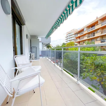 Apartment Apartamento Nina, 3 Hab, 2 Banos, Playa, A/a,6 Pers Salou