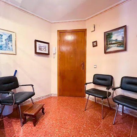 דירה Apartamento Nina, 3 Hab, 2 Banos, Playa, A/a,6 Pers סאלו