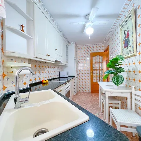 Apartamento Nina, 3 Hab, 2 Banos, Playa, A/a,6 Pers * Salou