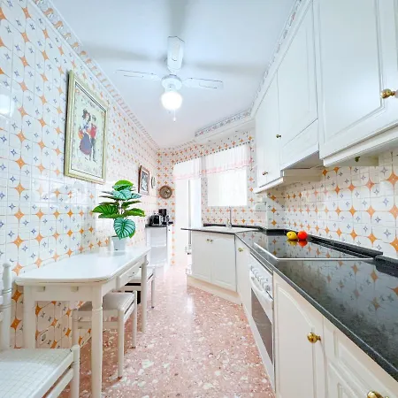 Apartamento Nina, 3 Hab, 2 Banos, Playa, A/a,6 Pers * Salou